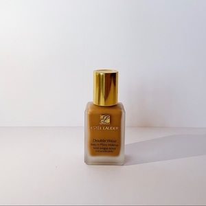 Estee Lauder Double Wear Foundation5N1 Rich Ginger